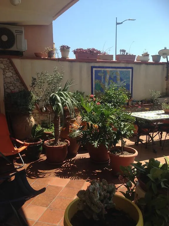 Nocleg ze śniadaniem Bed and Breakfast Colapesce Santa Teresa Di Riva