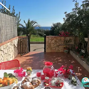 Casa Fronte Mare Santa Teresa Di Riva