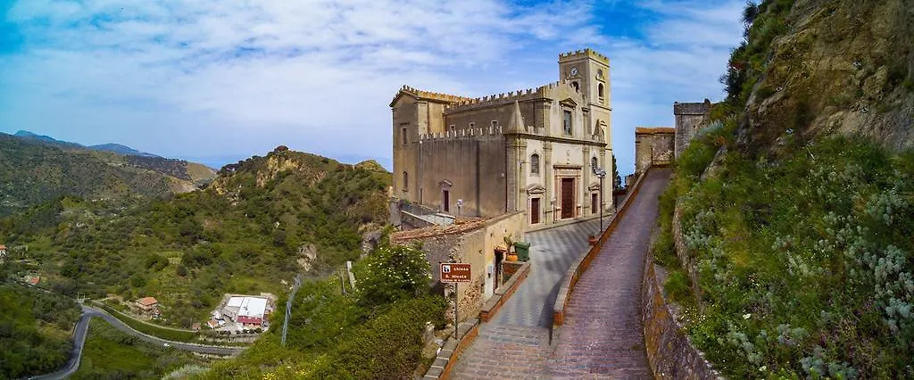 Colapesce Bed & Breakfast Santa Teresa Di Riva Italy