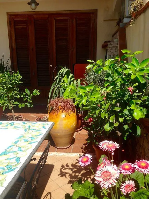 Colapesce Bed & Breakfast Santa Teresa Di Riva 0*,  Italy